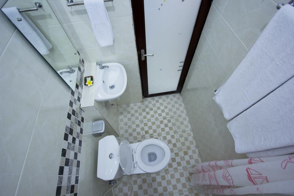 Asta House Hotel Кута Екстериор снимка
