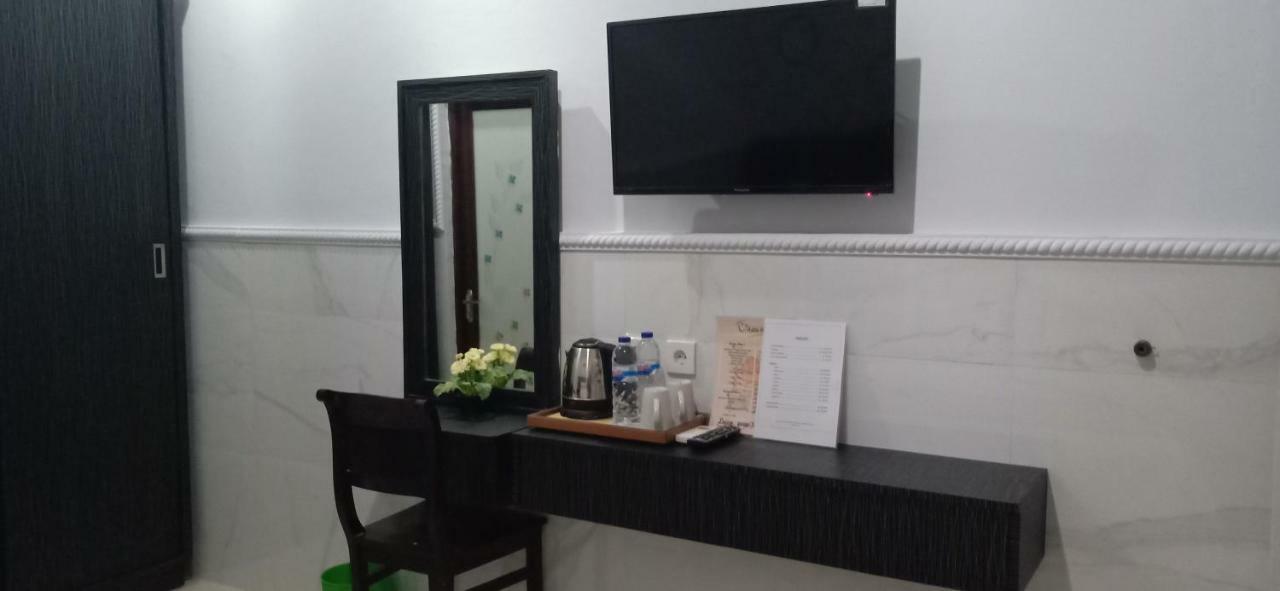 Asta House Hotel Кута Екстериор снимка